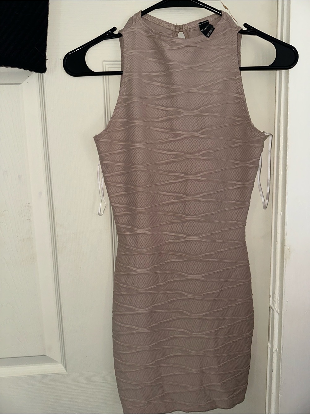 Windsor Tan Cream Sleeveless Dress